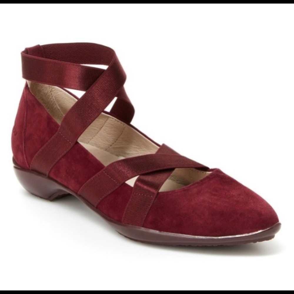 New! Unworn Maroon Jambu Ballet Flats